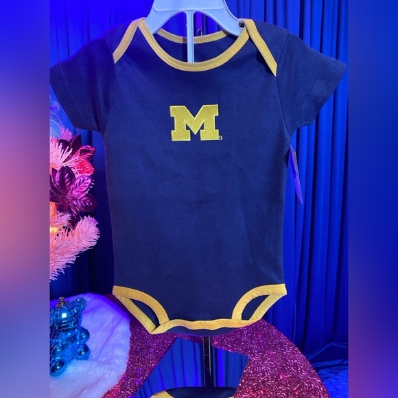 University of Michigan (UofM) Maze and Blue Infant Onesie. Authentic. NWT - Picture 1 of 2
